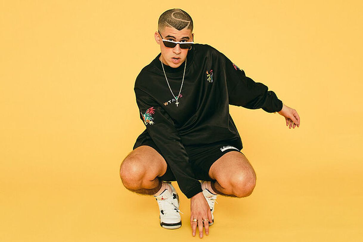 Fashion Descripción gráfica de Bad bunny ❤😍