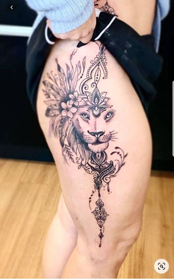 Social Tatto no quadril ❤
