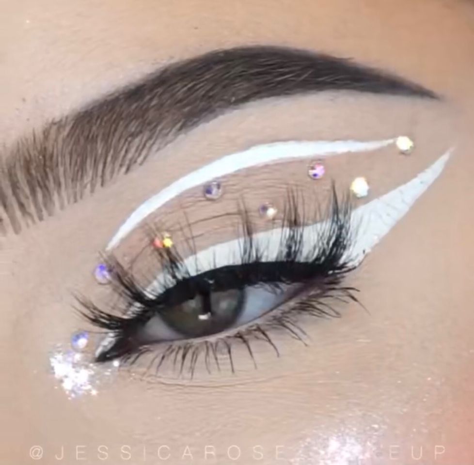 Moda White eyeliner 🤍