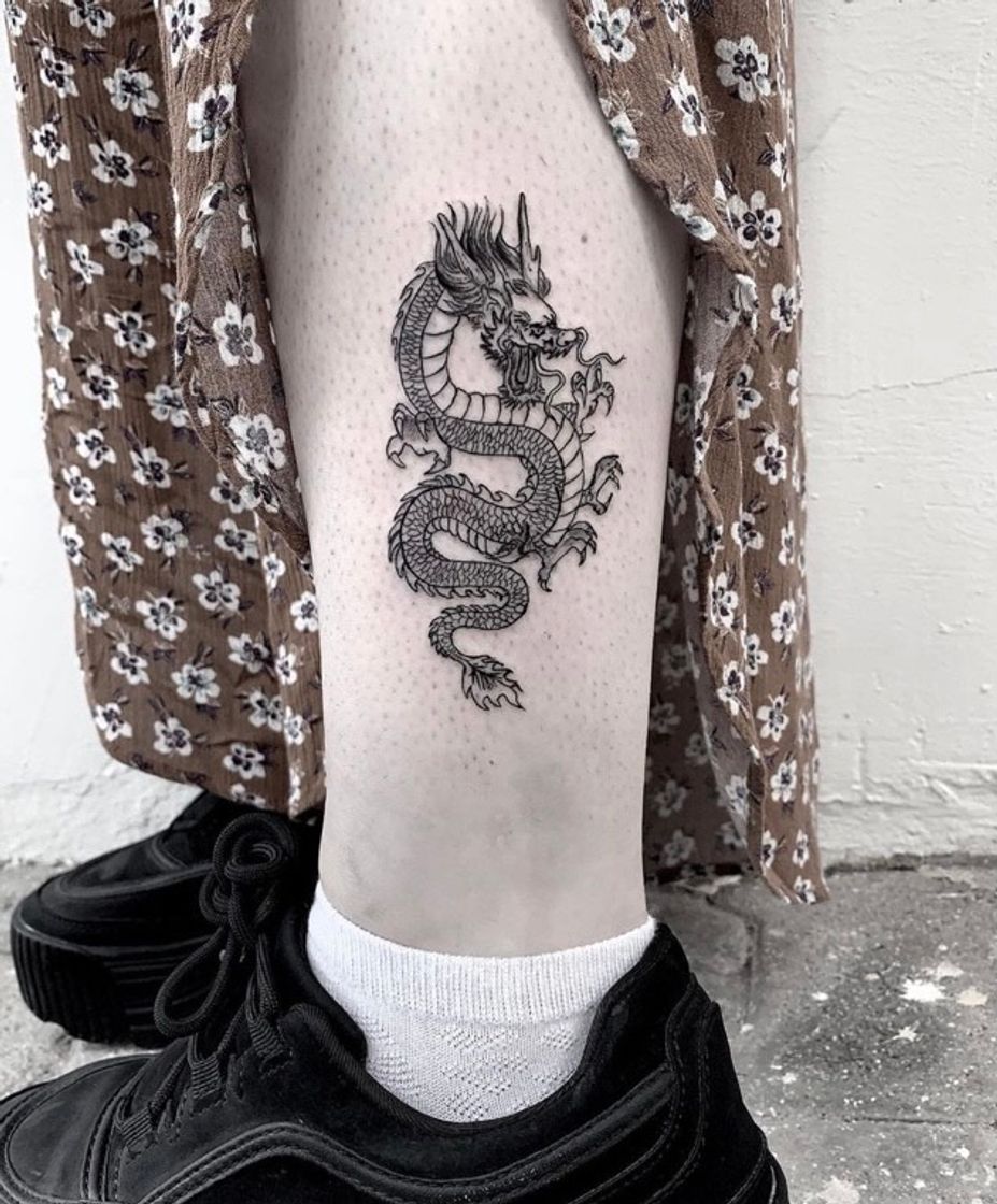 Moda tatuagens de dragão 