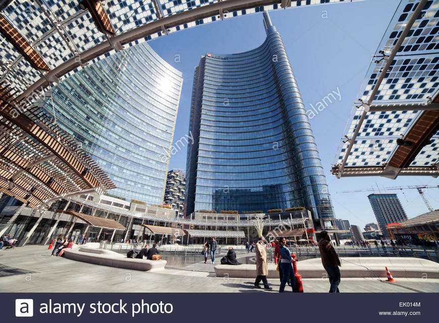 Lugar Piazza Gae Aulenti