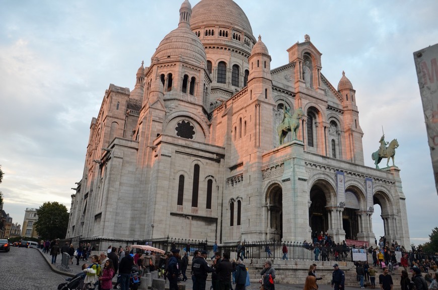 Place Sacre Coeur Cathedral