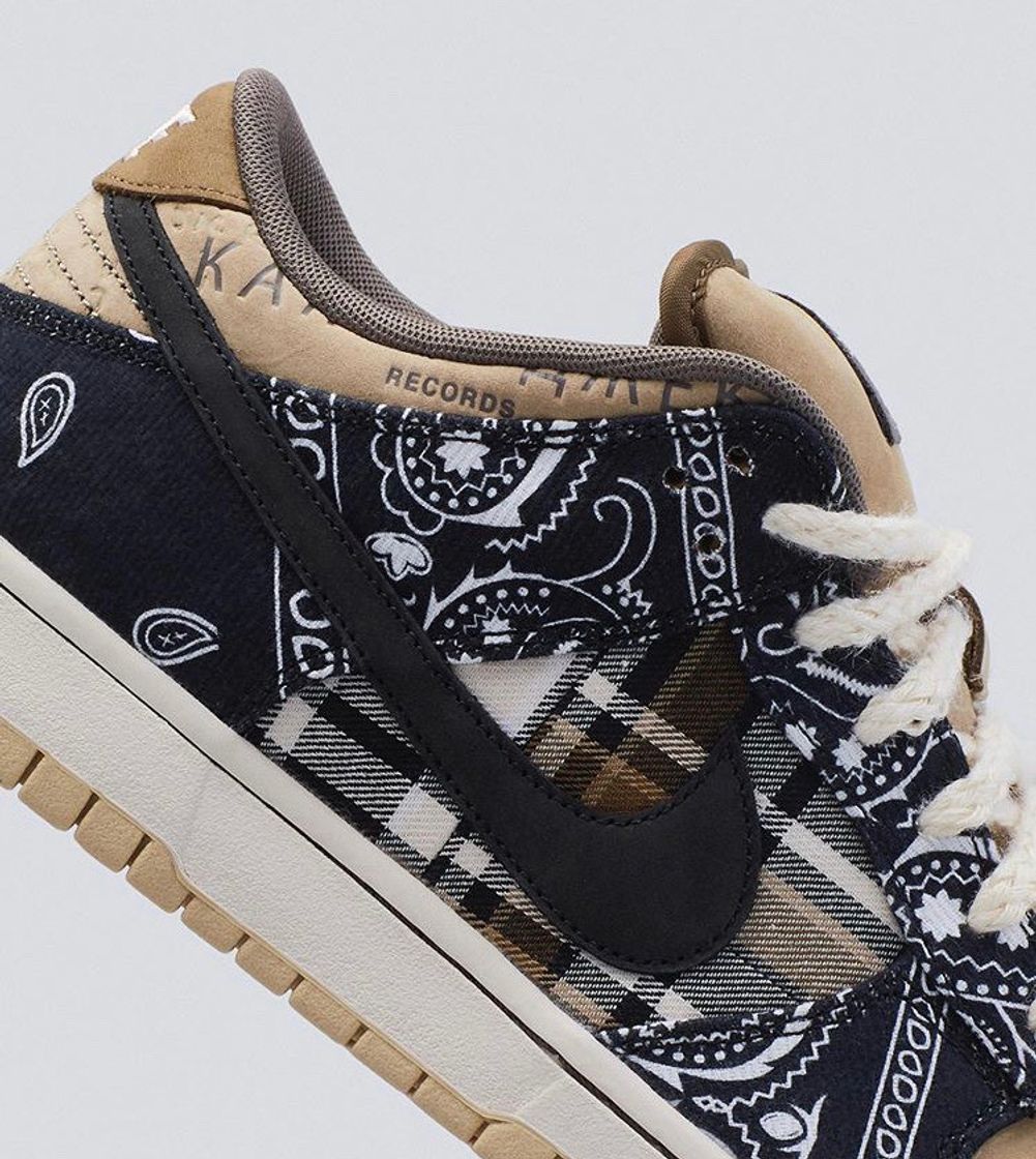 Social Nike SB Dunk Low Travis Scott 