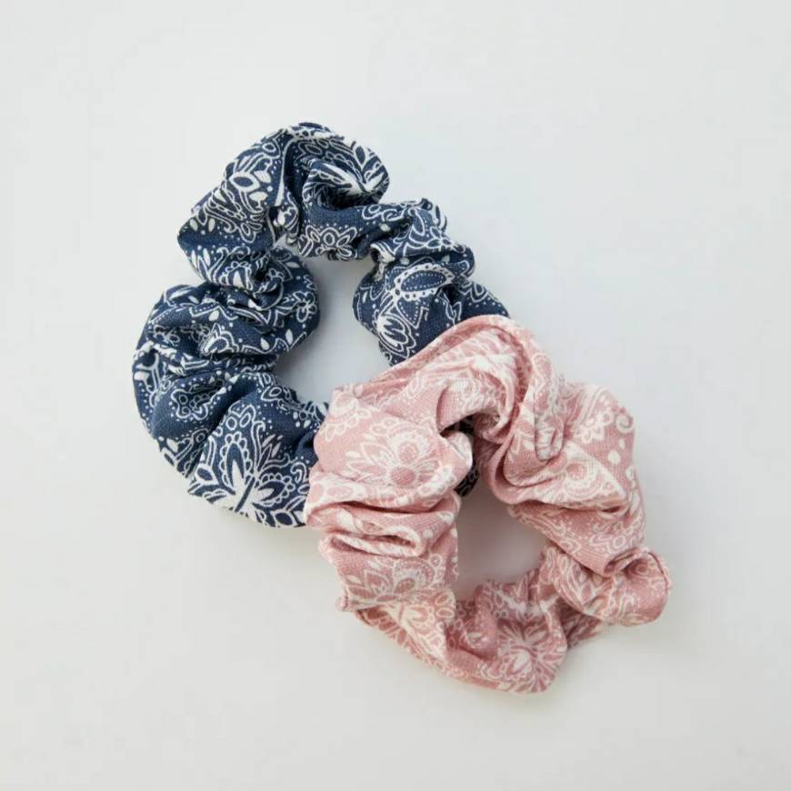 Moda PULL&BEAR Pack de dois scrunchies com estampado