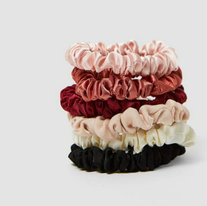 Social STRADIVARIUS Conjunto de 6 scrunchies p/ cabelo