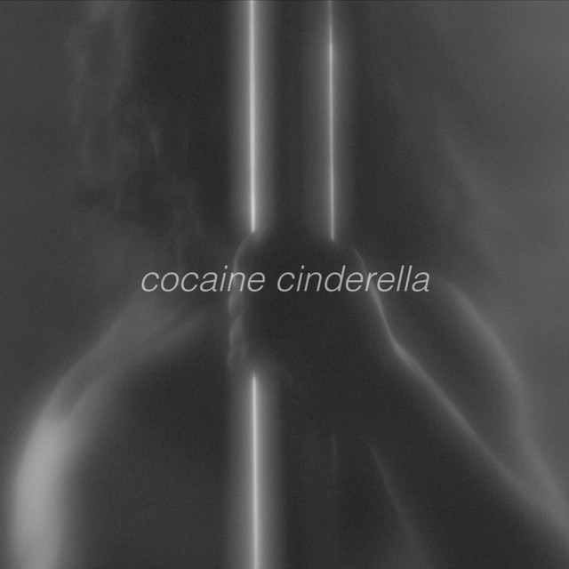 Canción Cocaine Cinderella