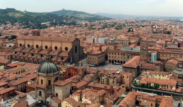 Moda Bologna Free Walking Tour | JM walkingtour