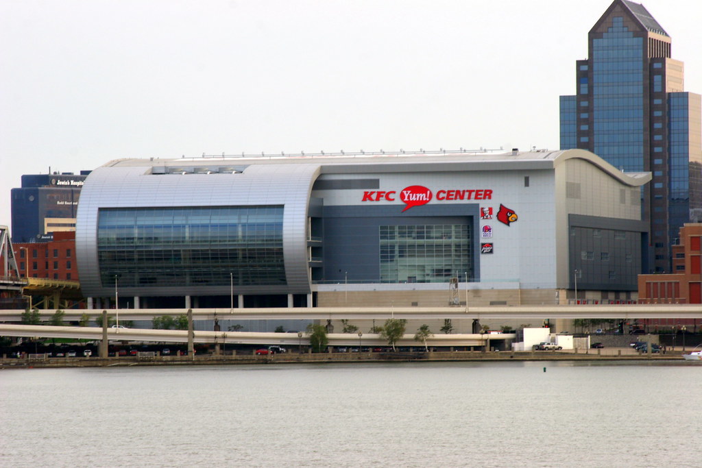 Restaurantes KFC Yum! Center