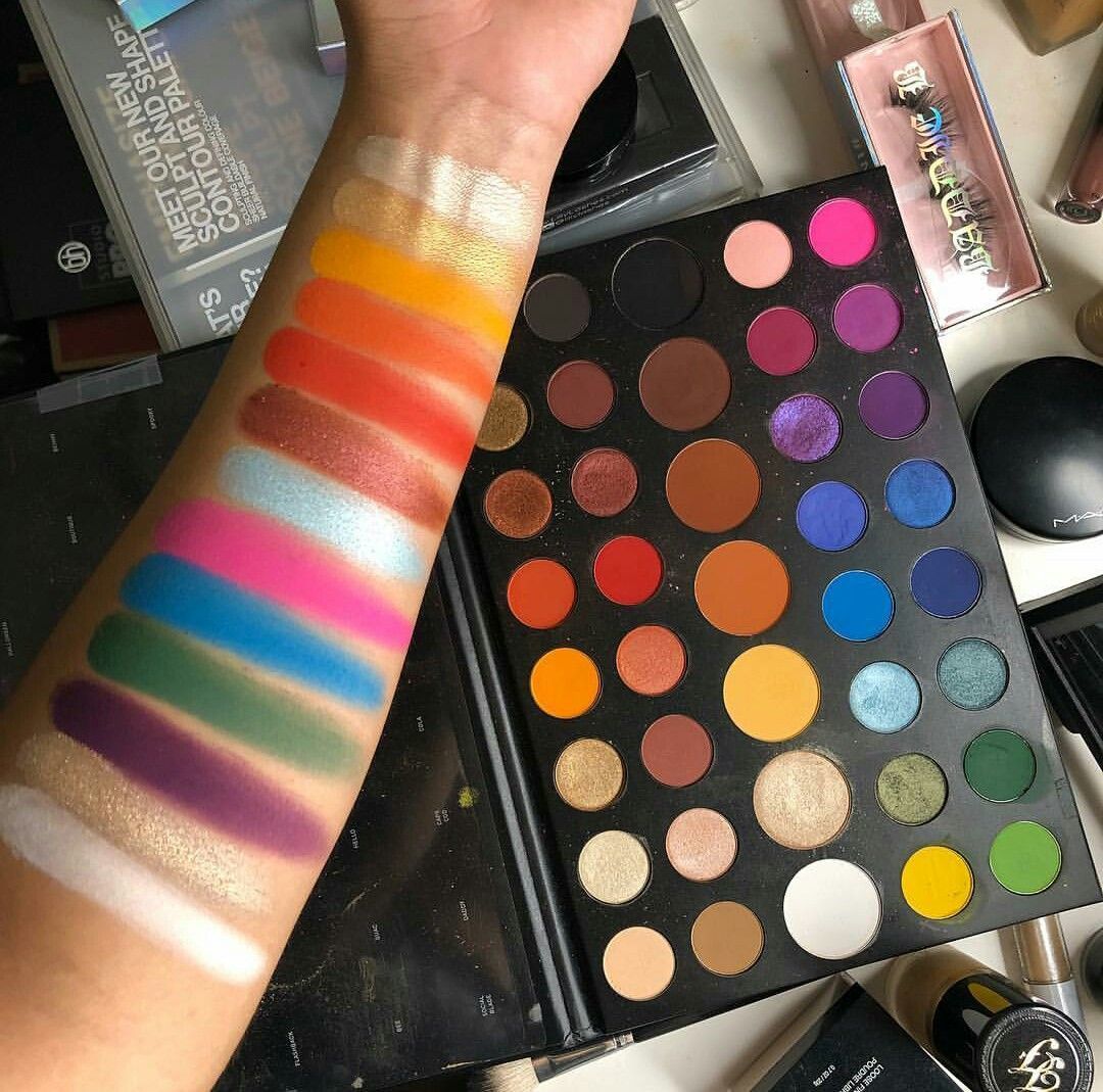 Belleza Morphe James Charles Paleta de arte