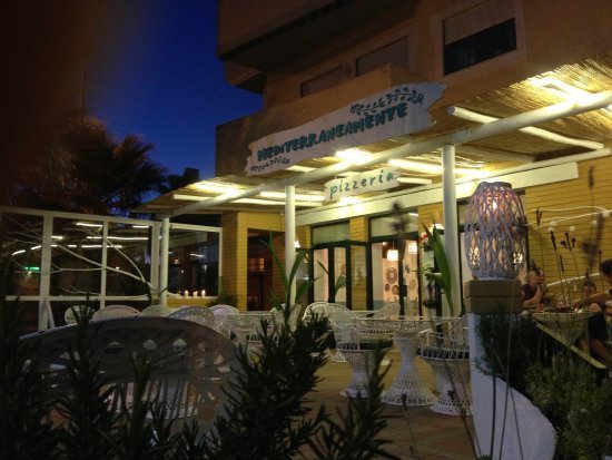 Restaurant Mediterraneamente - Pizzeria