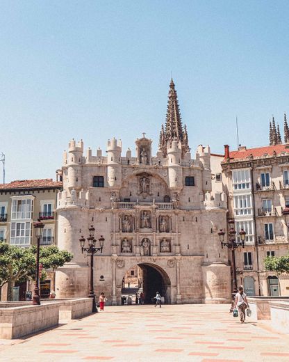 Arco de Santa María