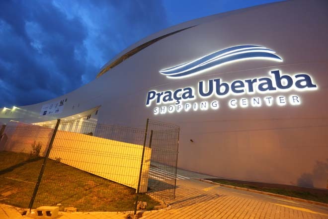 Lugar Praça Uberaba Shopping Center