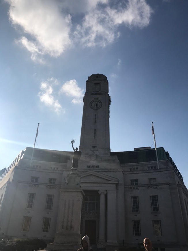 Lugar Luton Town Hall