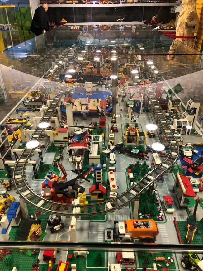 Lugar Lego Museum