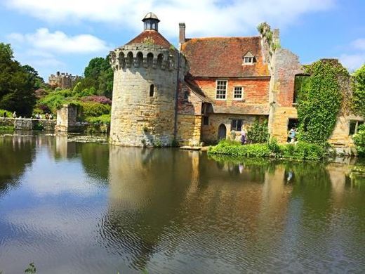 Scotney Castle