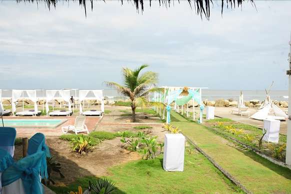 Lugar Hostal Crucita Beach House