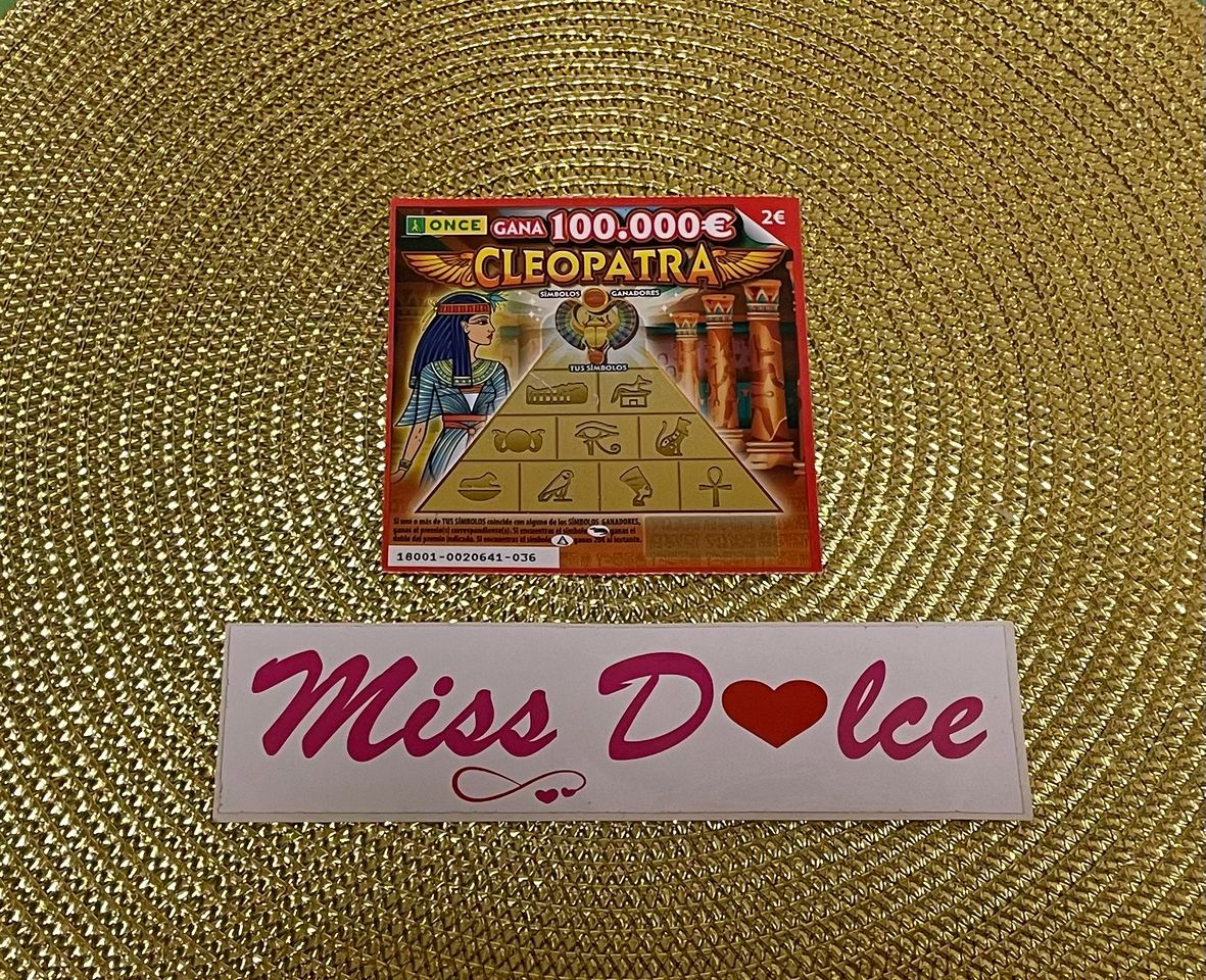 Social Cleopatra 🍀 R Miss D❤️lce