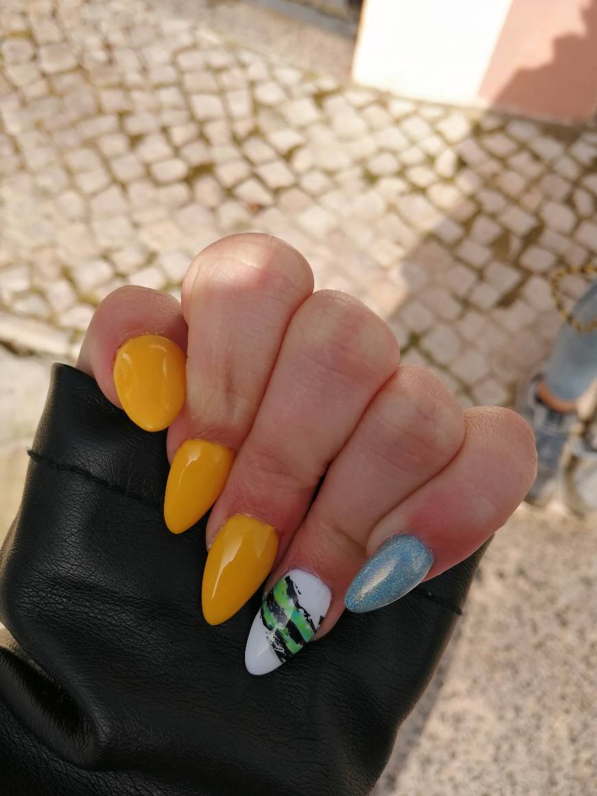 Moda Verde, amarelo e branco 