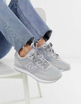 Producto New Balance Cinza