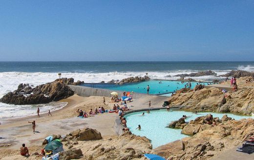 Leça da Palmeira Beach