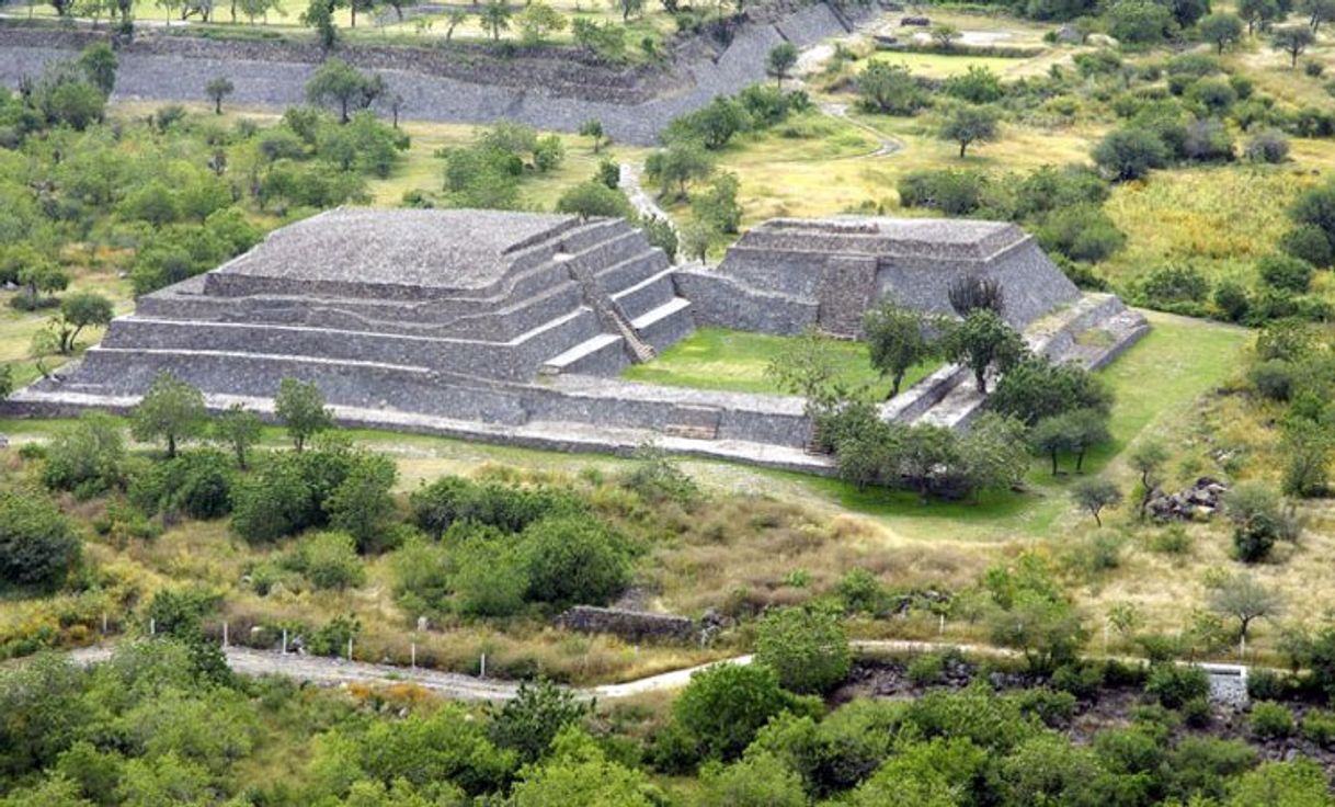 Lugares Zona Arqueológica Peralta