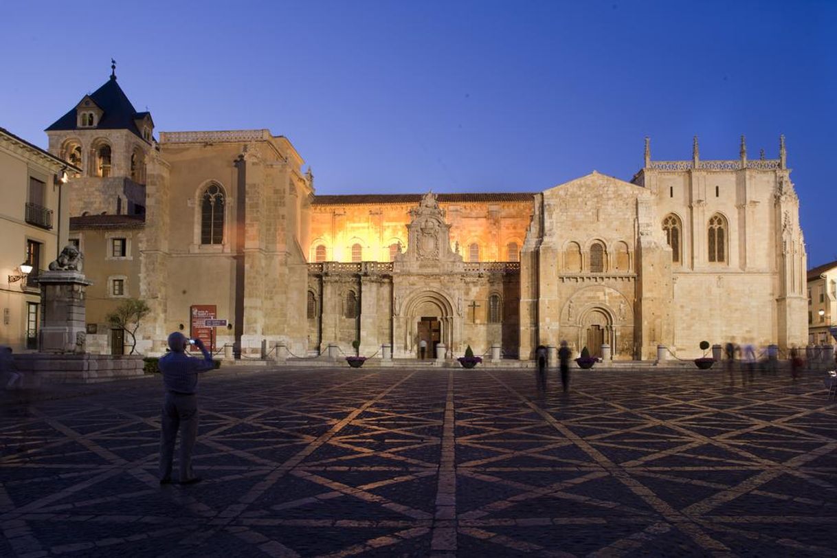 Lugar Basílica de San Isidoro