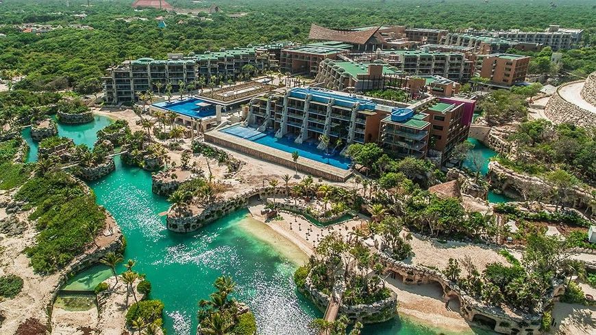 Moda Hotel Xcaret con toda la diversión incluída