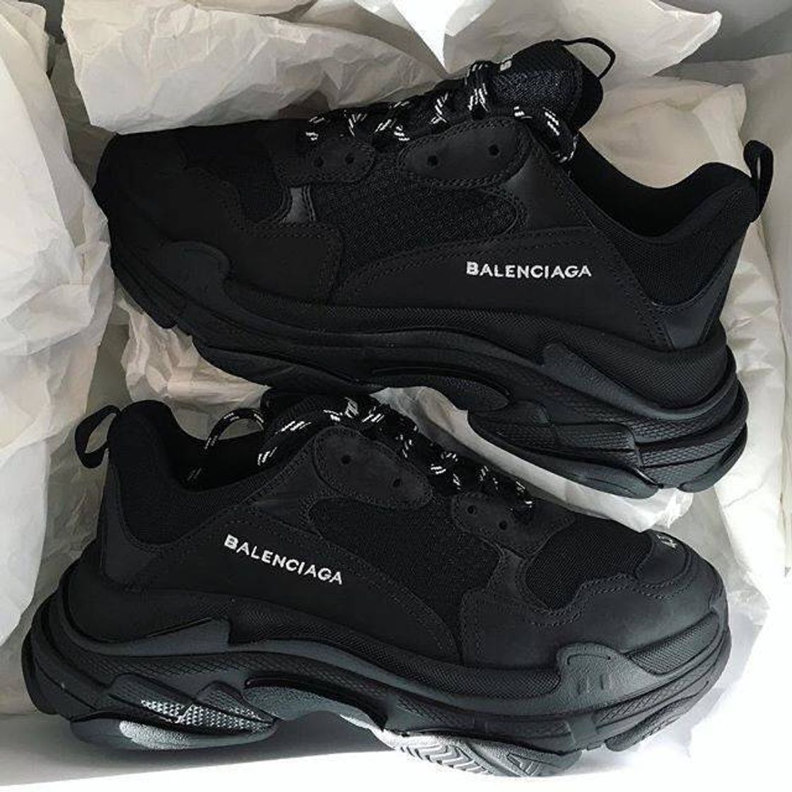 Moda Balenciaga Triple S women's