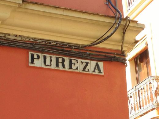 Calle Pureza