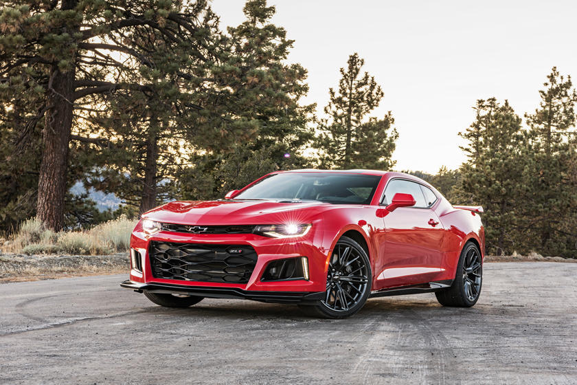 Moda 2020 Chevy Camaro | Coupe & Convertible Sports Car