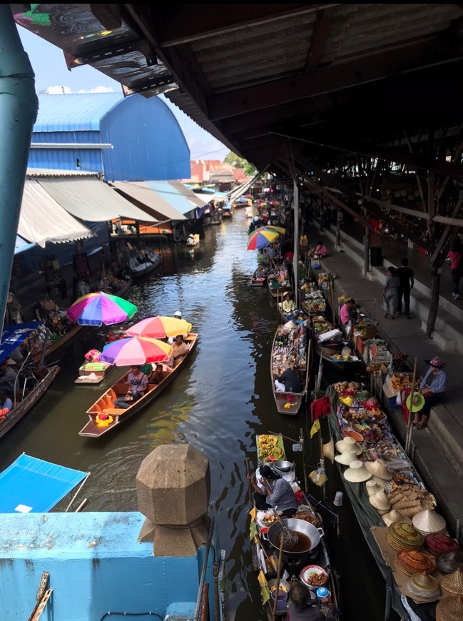 Lugar Mercado flotante Khlong Lad Mayom