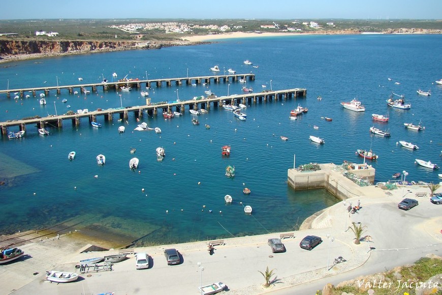 Place Baleeira