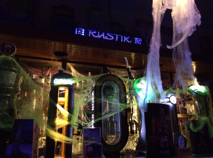 Place Rustik Pub Restaurante