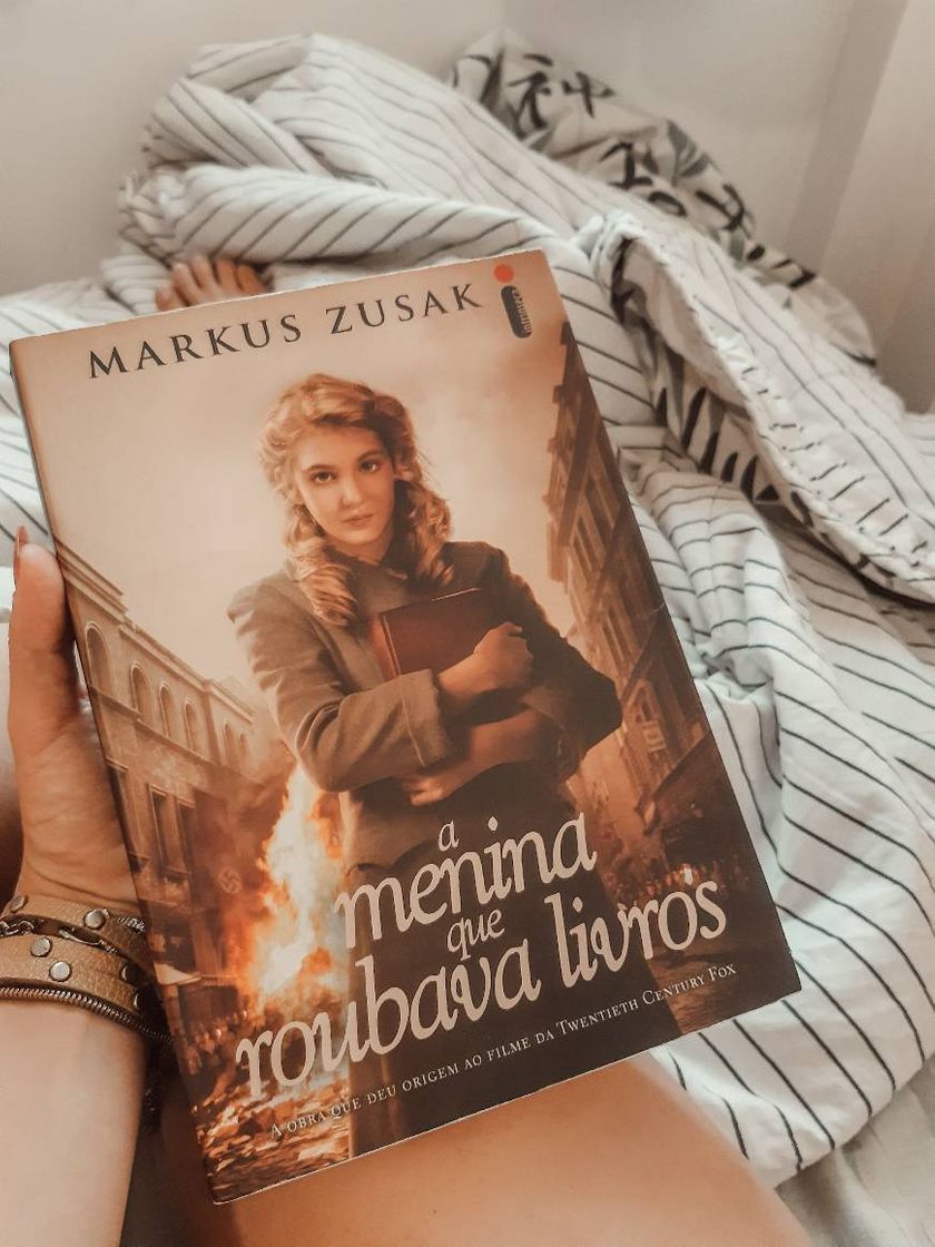 Libro A menina que roubava livros