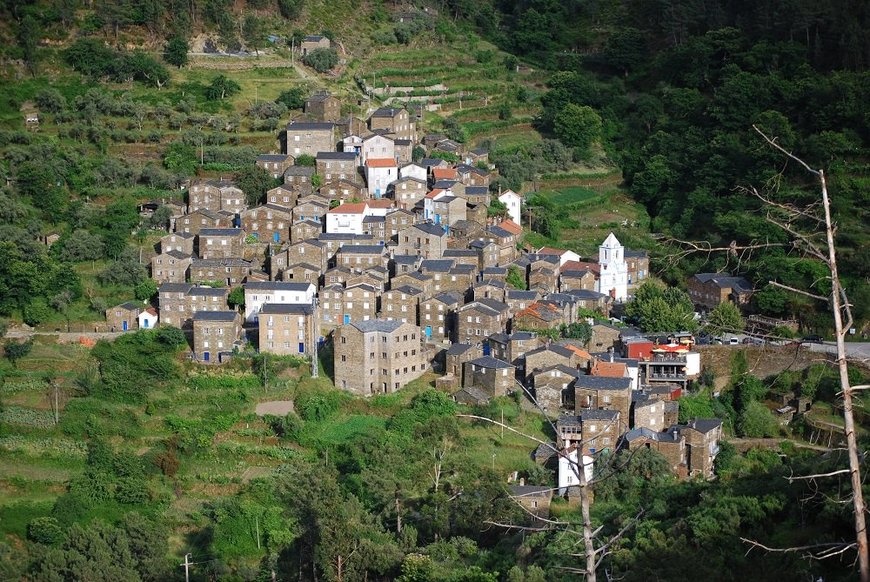 Place Talasnal - Aldeias de Xisto