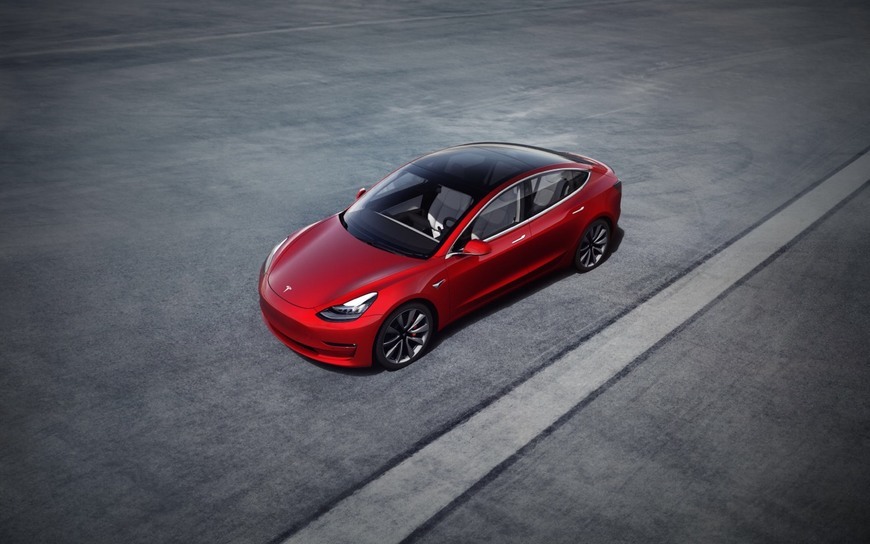 Moda TESLA 3