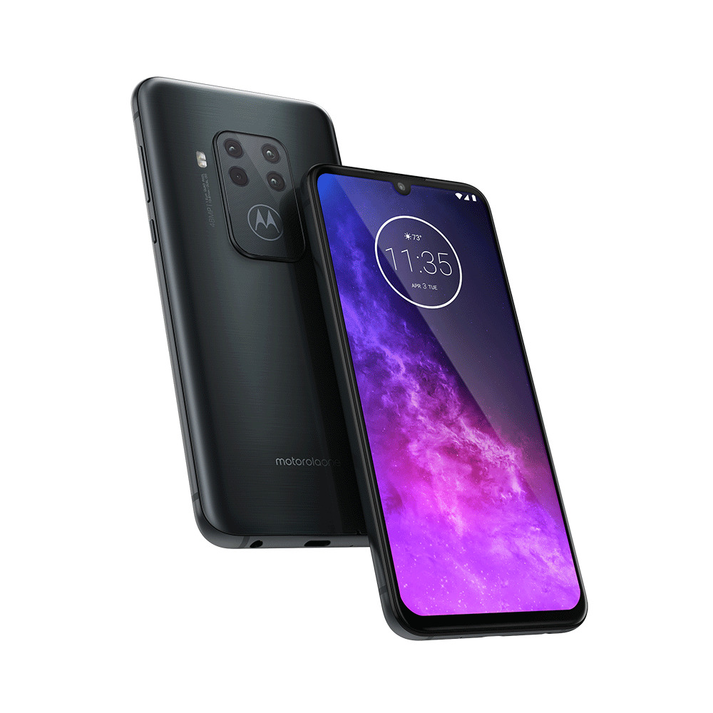 Social Motorola one zoom