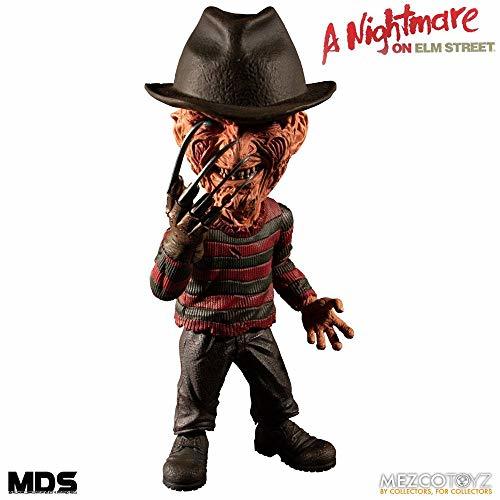 Places Mezco Toyz Figura Freddy Krueger 15 cm. Pesadilla en ELM Street 3