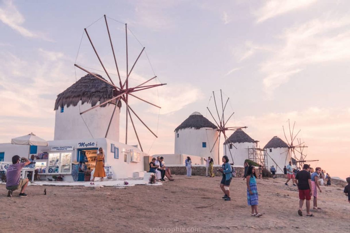 Place The windmills of Mykonos