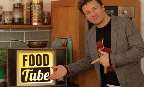 Moda Jamie Oliver - YouTube