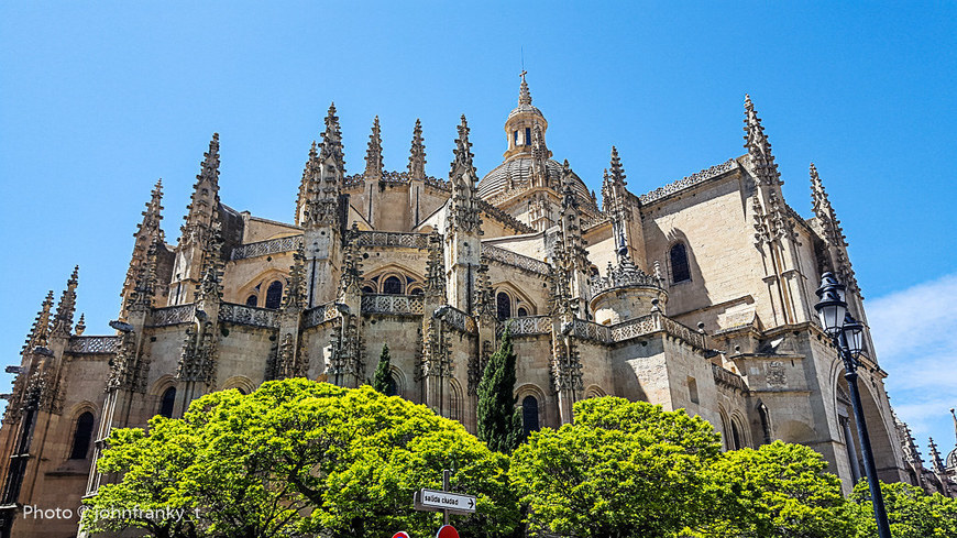 Place Segovia