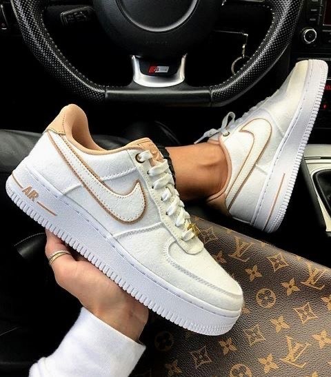 Product Air Force Branco e Dourado