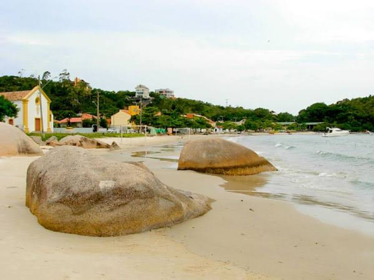 Place Armação da Piedade