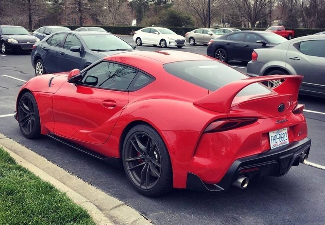 Social Supra