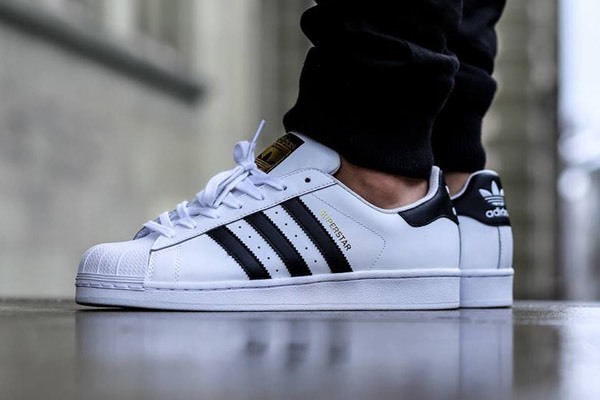 Social adidas Originals Superstar, Zapatillas Unisex Niños, Blanco