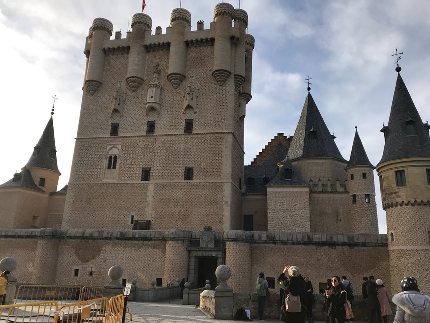 Place Alcázar de Segovia