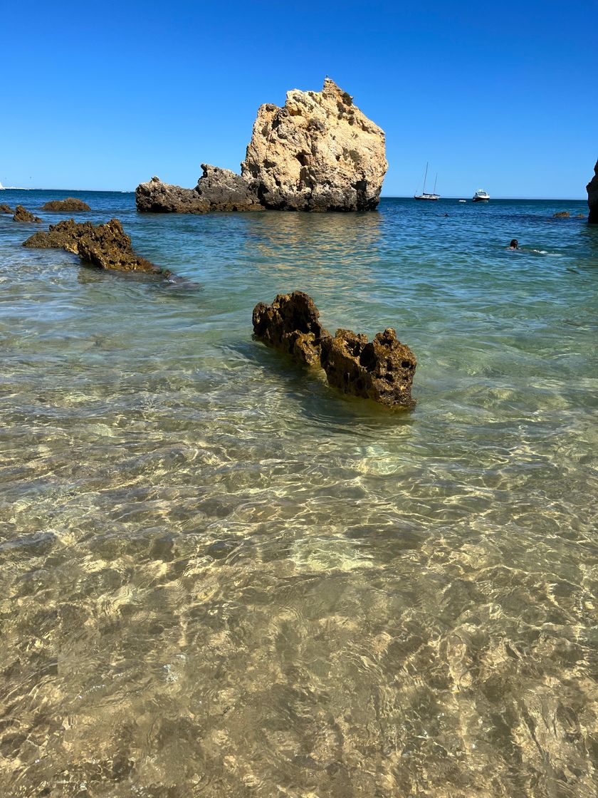 Lugar Praia dos Arrifes