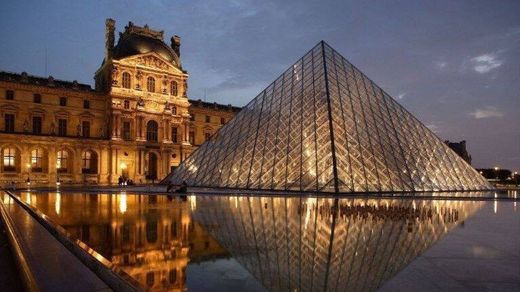 Museo del Louvre