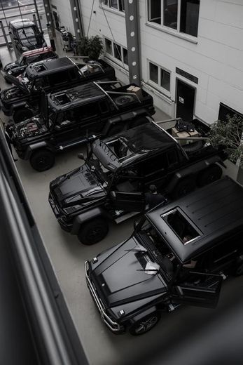 Black car 🔥