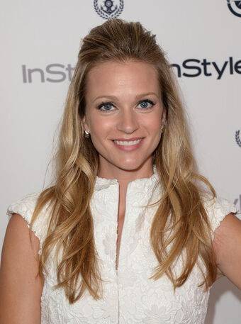 Moda A. J. Cook